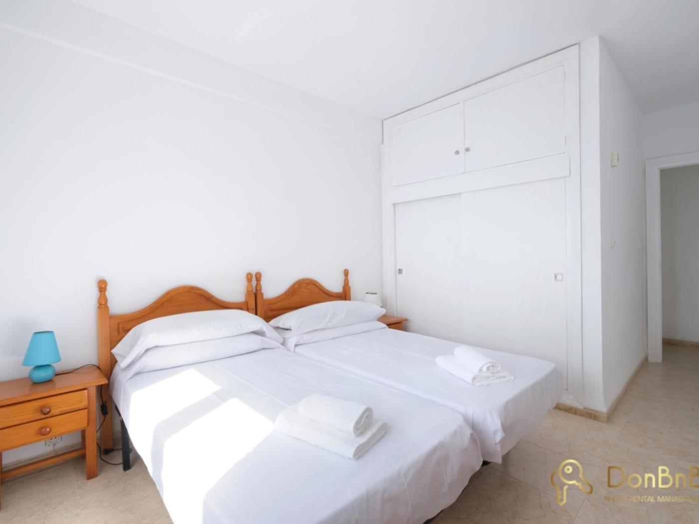 Apartamento Con Piscina En La Primera Linea De Playa De Fuengirola Room photo
