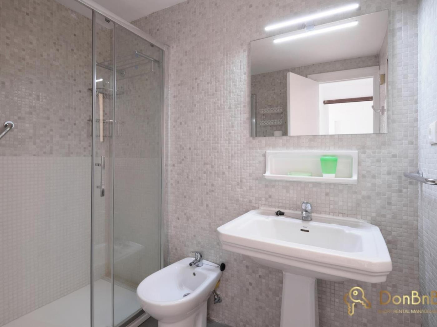 Apartamento Con Piscina En La Primera Linea De Playa De Fuengirola Room photo