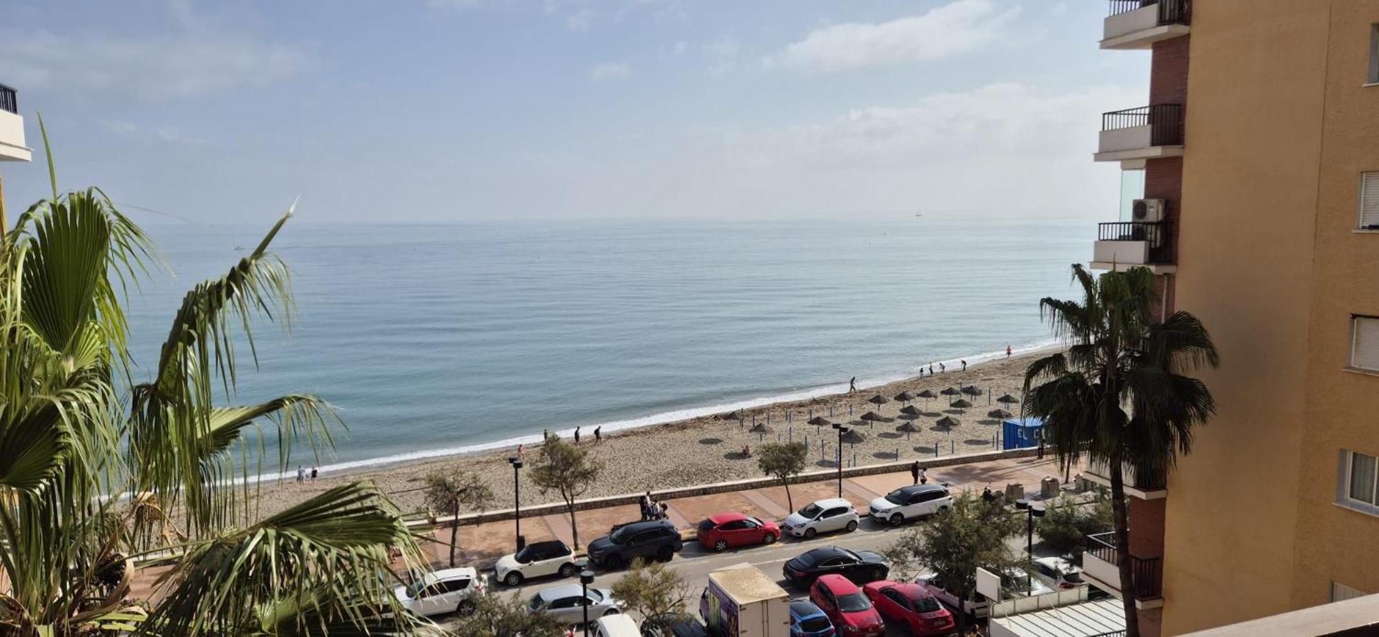 Apartamento Con Piscina En La Primera Linea De Playa De Fuengirola Exterior photo